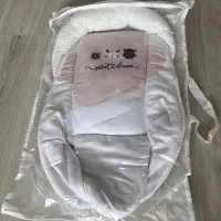 آغوشی نوزاد