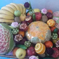 دیزاین عروس،خنچه ،میوه آرایی،بادکنک آرایی،حنا و