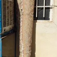دو عدد فرش لاکی قرمز
