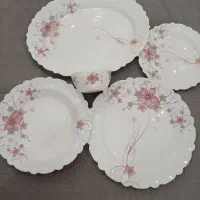 یک دست ظرف چینی