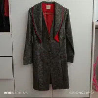 پالتو نونو|لباس|ری, جوانمرد قصاب|دیوار