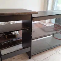 ویترین پیشخوان مغازه