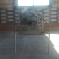 گهواره فلزی
