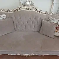 مبل ۸نفره کلاسیک همراه با ۳جلو مبلی