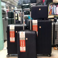 چمدان برندmr(طرح لاین)یک سال ضمانت کتبی نشکن بودن|کیف، کفش، کمربند|مشهد, عیدگاه|دیوار