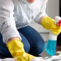 نظافتچی خانم