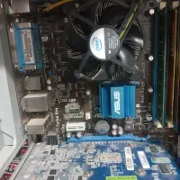 کامپیوتر رومیزی با میزو صندلی گردان|رایانه رومیزی|سنندج, |دیوار