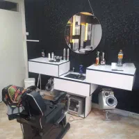 دکور ارایشگاه آیینه کنسول