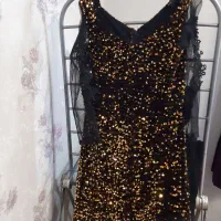 لباس مجلسی|لباس|بومهن, |دیوار