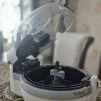 سرخ کن بدون روغن ( برند Tefal Actifry )