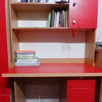 کمد و میزتحریر و صندلی چرخدار و جاکفشی
