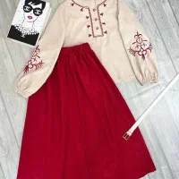 دو نفر نیروی فعال تولید و بسته بندی