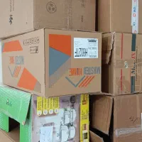 تعدادی کارتون اسباب کشی