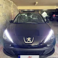 پژو 207i مدل 1404 ، موتور TU5p ، اتومات ، سقف فلز