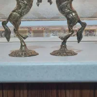 مجسمه برنزی اسب