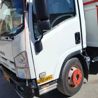 ایسوزو. شیش تن