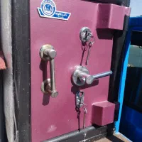 گاوصندوق سفید (تخفیف آف ویژه محدود اجناس)|ابزارآلات|پرند, فاز ۴|دیوار