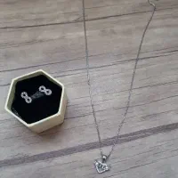 گردنبند و گوشواره نقره