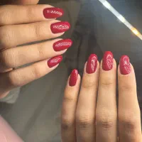 خدمات ناخن فقط هزینه متریال|خدمات آرایشگری و زیبایی|تهران, فلسطین (میدان انقلاب)|دیوار