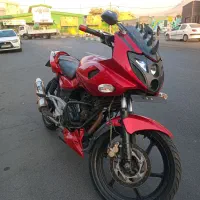 پالس ۲۲۰ مدل ۹۰ معاوضه هم میکنم