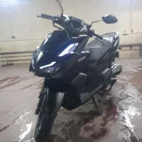 کلیک واریو ۱۶۰ در حد خشک|موتورسیکلت|زنجان, |دیوار