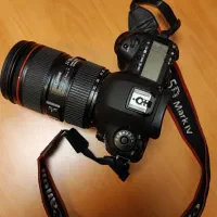 دوربین کنون 5D IV