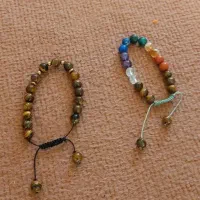 گردنبند و دستبند هفت چاکراه و چشم ببر