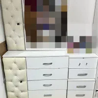 میز ارایش و کمد