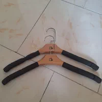 چوب کار لباس بزرگسال وارداتی چوب راش|بندرخت و رختآویز|پردیس, فاز ۱۱|دیوار