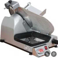 فروش کالباس بر محک ترازو دار