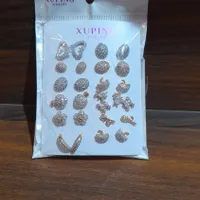گوشواره میخی