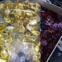 دکمه بلوزی ومانتو