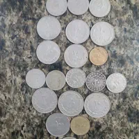 تعدادی سکه کلکسیونی از سال ۱۳۶۰ ۲ ریالی تا سال ۷۷