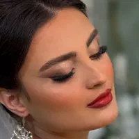 میکاپ حرفه‌ایی با قیمت استثنایی با یلدا یوسفی