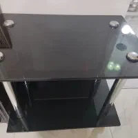 میزشیشه ای قیمت یک میلیون وپانصد هزار تومان