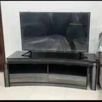 فروش یک عدد میز تلویزیون