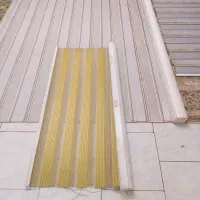 پرده زبرا بلند