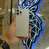 گوشی آیفون 12مکس درحد