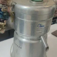 دستگاه اب میوه گیری صنعتی|آبمیوه‌گیر و آب‌مرکبات‌گیر|ماهدشت, |دیوار