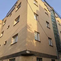 ۳۶۰ متر کلنگی بر ۱۲ گذر ۱۰ ملک جنوبی ۳۵۰ بنا