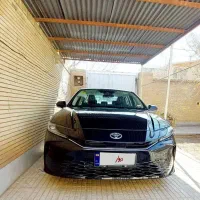 تویوتا کمری پریمیوم دو لیتر صفر کیلومتر  مدل 2025