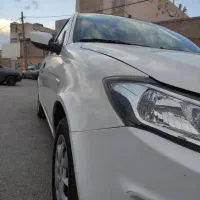 ساینا معاوضه با مگان
