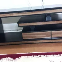 میز تلویزیون بسیار سالم