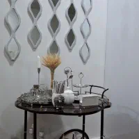 میز گارسون و آینه