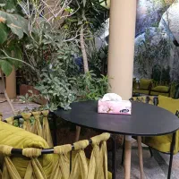 رستوران و فست فود