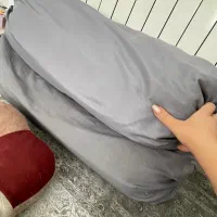 ۲ بالشت گرد الیاف نرم +  پتو گلبافت