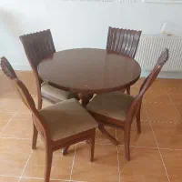 فروش فوری میز غذاخوری 4نفره کارکرده بدلیل نبود جا