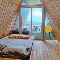 کلبه سوئیسی نوساز لاکچری|اجارهٔ کوتاهمدت ویلا و باغ|دالخانی, |دیوار