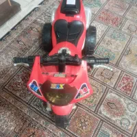 موتور   شارژی  بفروش میره|اسباب‌‌بازی|شاهین‌شهر, شهرک ردانی پور|دیوار