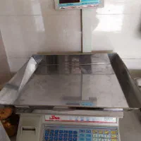 ترازومحک۷۰کیلو   ترازو پند۵۰کیلو    باسگول ۳۰۰کیلو